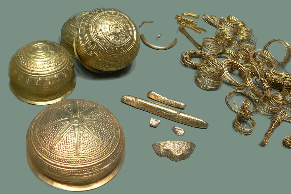 The Eberswalde gold hoard (replica in Berlin)